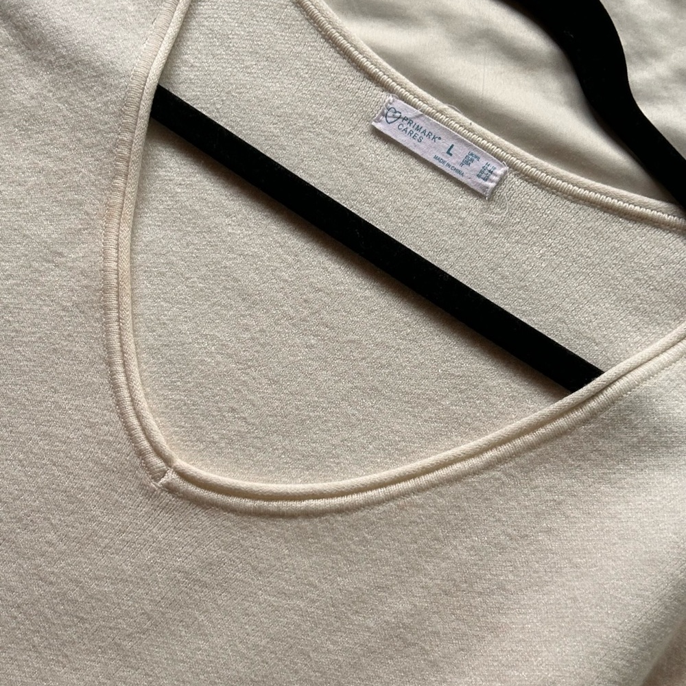 Primark Cream V-Neck Sweater
